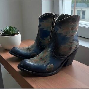 Caborca Silver Women's Western Ankle Boots